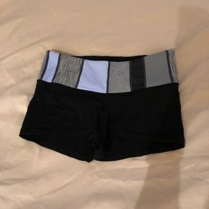 Lululemon size 8 shorts